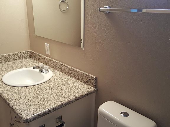 5th image of 742 E Flynn Ln #1