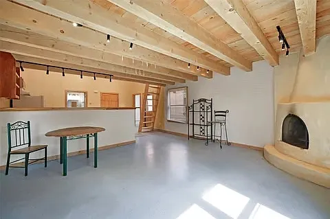 1 bed, 859 sqft, $2,000 — Photo 1