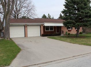 4015 Richlyn Ct, Bay City, MI 48706