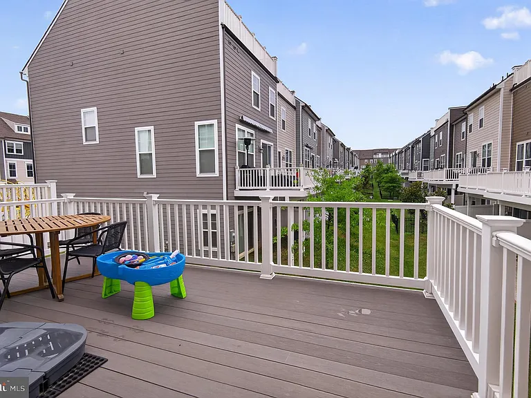 17926 Woods Overlook Dr — Photo 15