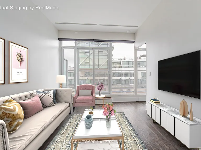 29 Queens Quay E #1118 — Photo 12