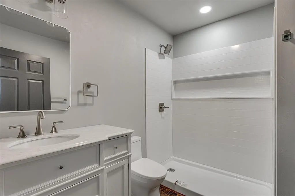 3 bed, 2.5 bath, 1500 sqft, $1,595 — Photo 2