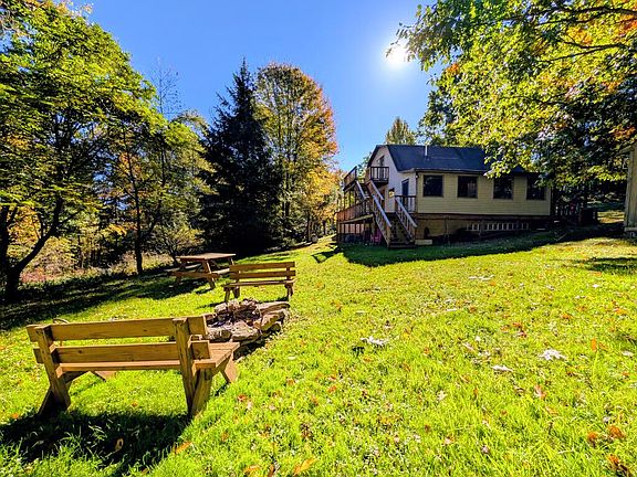 4th image of 774 Spring Run Rd