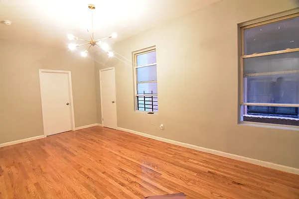 Rented by Clove Realty LLC | media 16