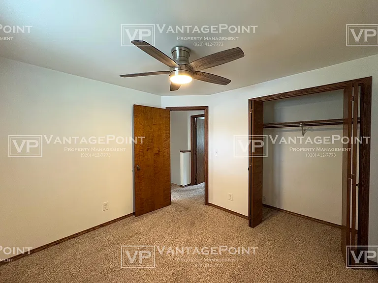 1713 Edgehill Dr — Photo 12