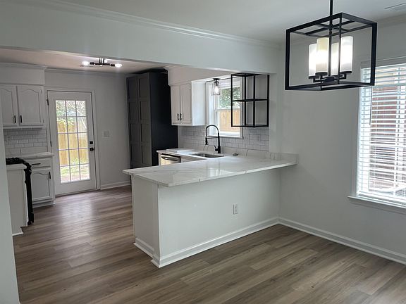 5th image of 3084 Brandon Way Ln