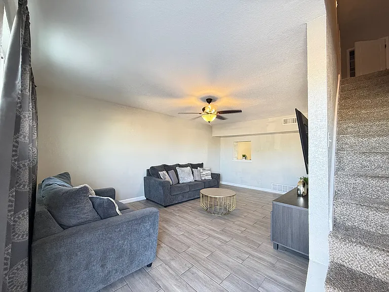 7441 Alameda Ave #1-10 — Photo 6