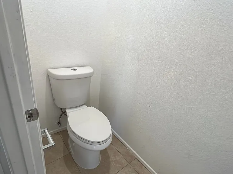 2121 Beechwood St — Photo 27