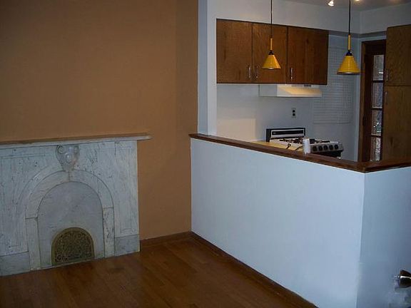 5th image of 855 N 26th St #1
