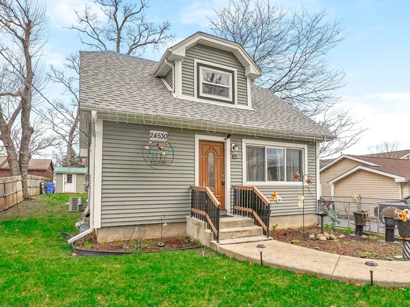 24530 W Stub Ave, Round Lake, IL 60073