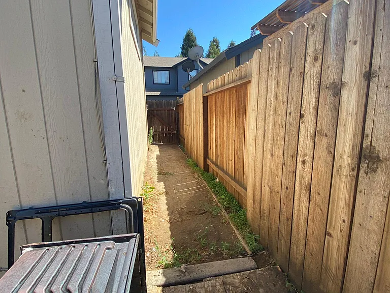6302 Laguna Mirage Ln — Photo 16