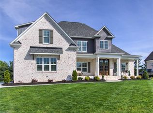 7712 Front Nine Dr, Stokesdale, NC 27357