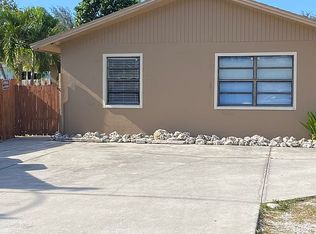 5317 Carlton St, Naples, FL 34113