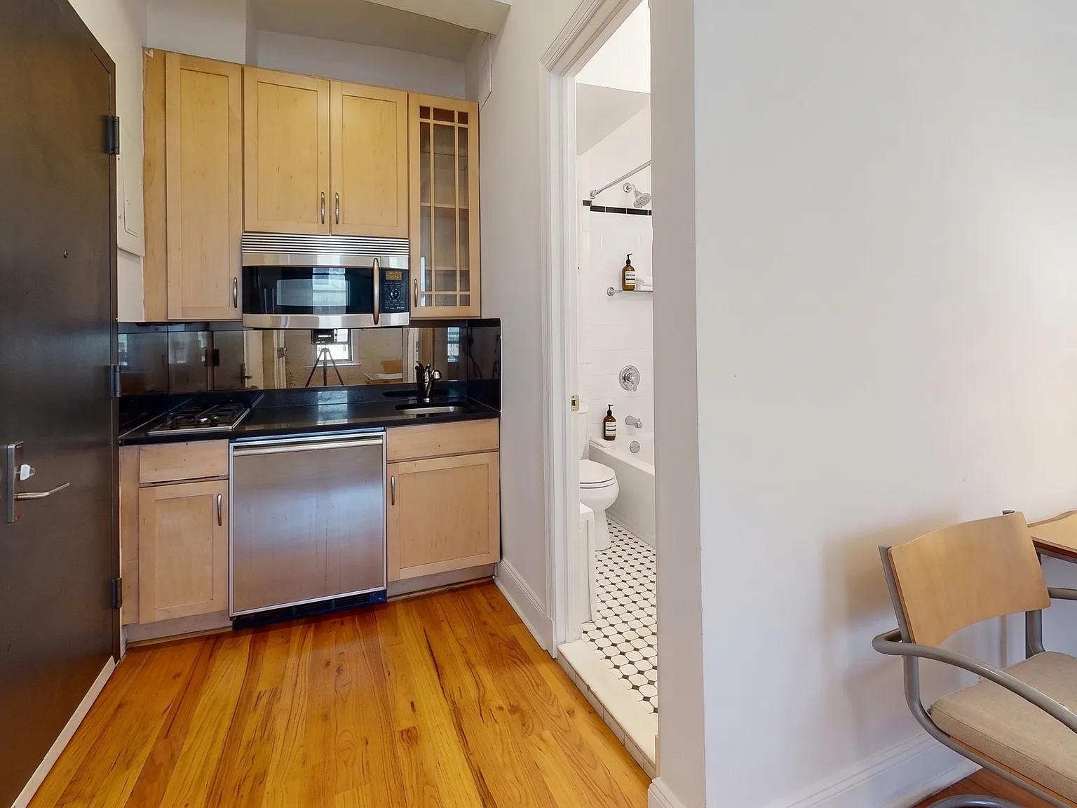 128 East 62nd Street — Photo 4