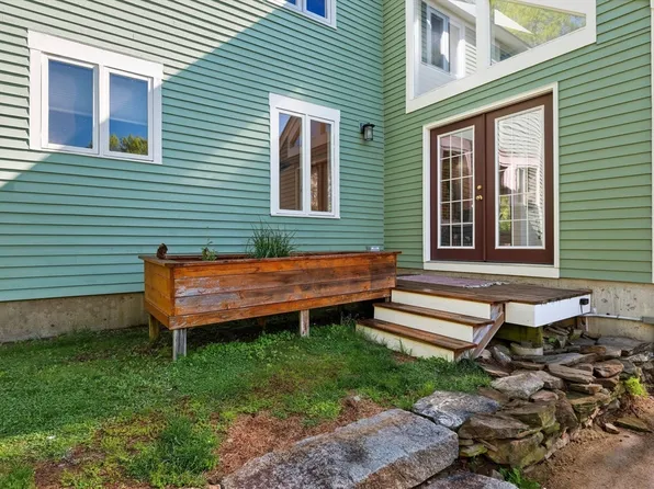 29 Bicentennial Way, Boxborough, MA 01719
