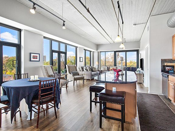 Gorgeous Corner Penthouse with Walls of Windows