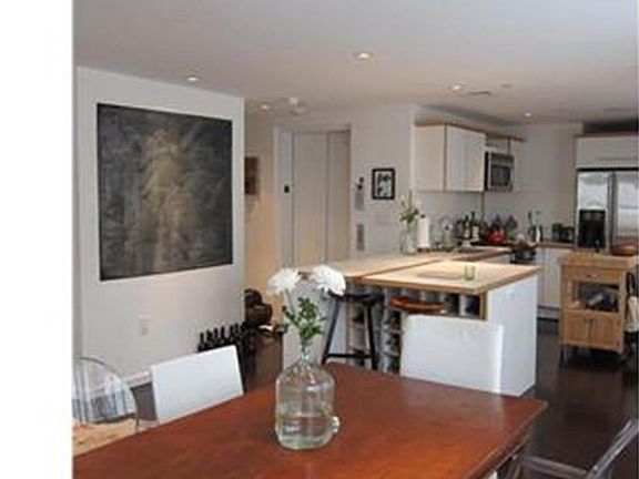 5th image of 63 Ludlow St APT 4