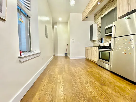 Rented by Doorway NYC, LLC | media 10