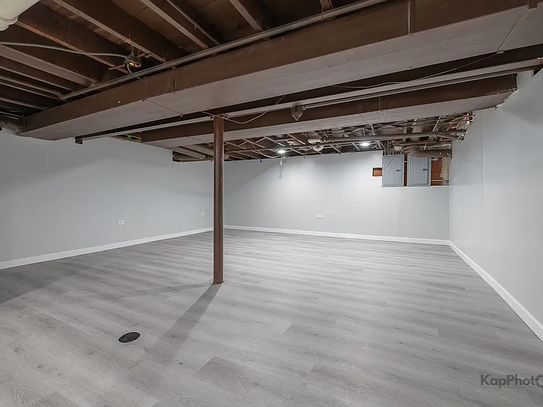 6259 W Peterson Ave #1R-1R-1 — Photo 10