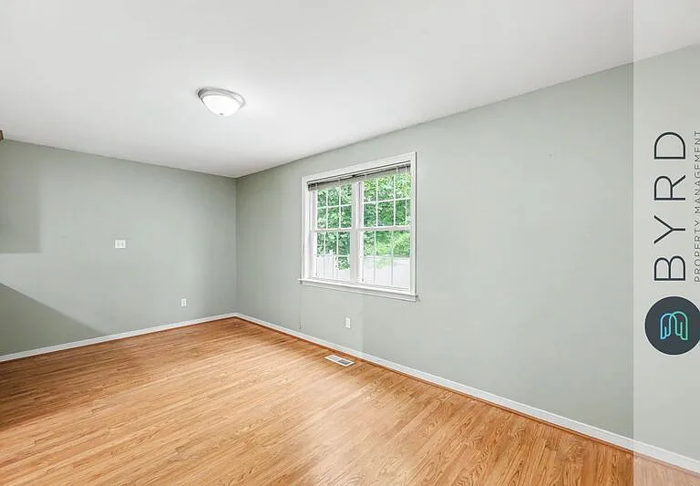 19218 Brevard Dr — Photo 16
