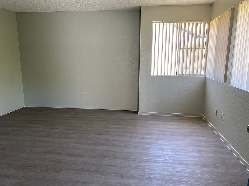 1st image of 1131 S Russell Ave #22