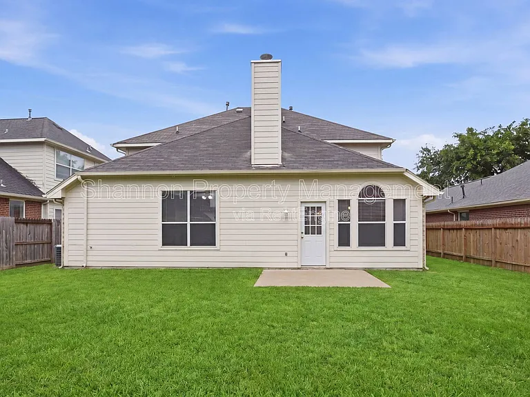 3924 Highland Vale Ct — Photo 27