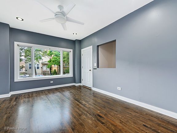 2nd image of 1929 N Richmond St #1