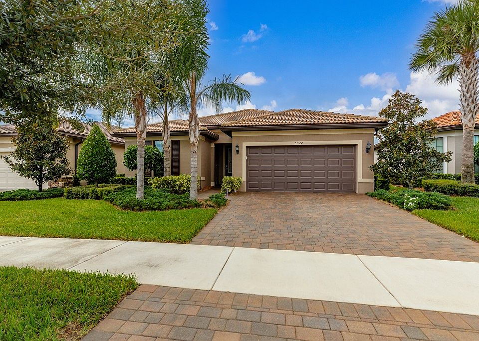 1st image of 5027 Monroe Cir