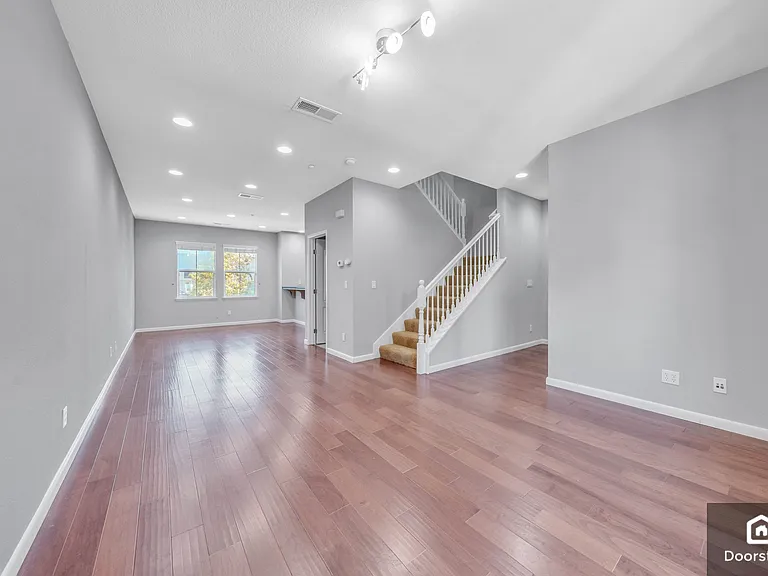 581 Saco Ter — Photo 11