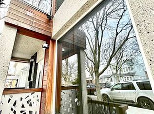 88-46 75th Ave #1F, Ridgewood, NY 11385
