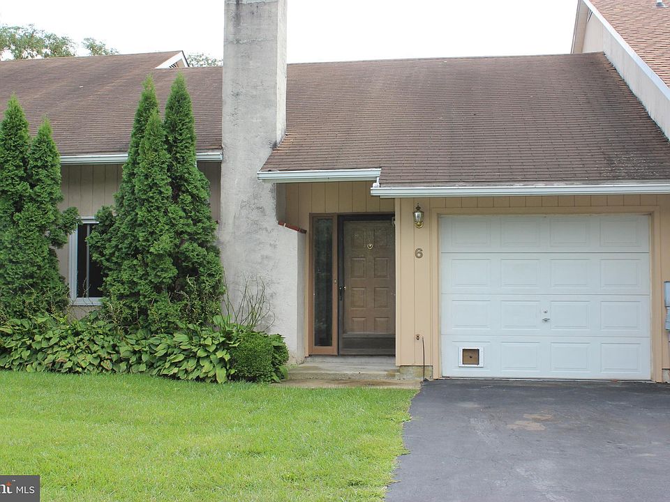 1st image of 6 McKenzie Pl