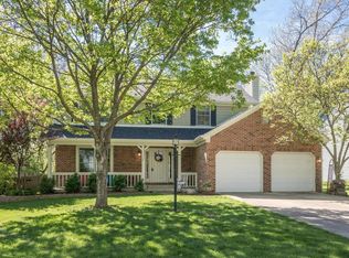 8820 Nora Woods Dr, Indianapolis, IN 46240