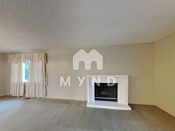 5th image of 10716 NE 20th Ct