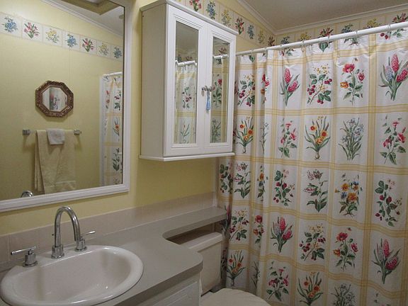 4th image of 19536 Charleston Cir #32