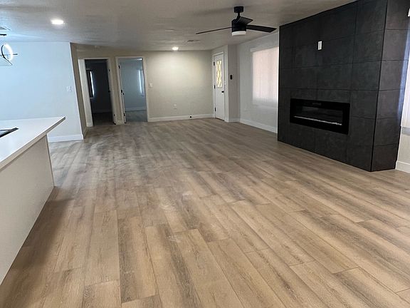 2nd image of 3626 Arbolado Dr