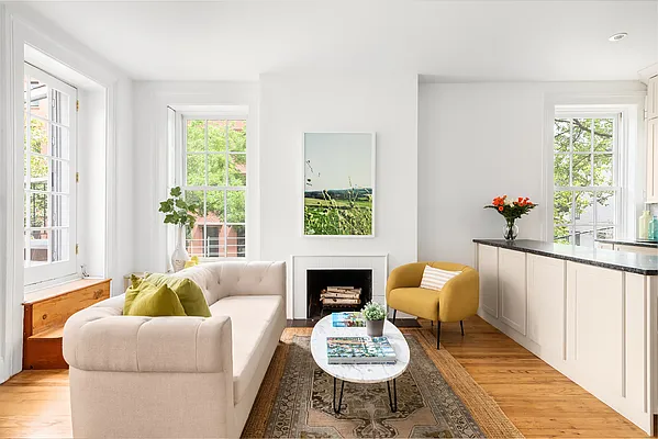 Sold by Compass | media 2