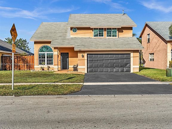 5th image of 3101 NW 120th Way
