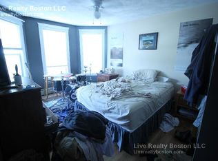 516 Washington St, Brookline, MA 02446