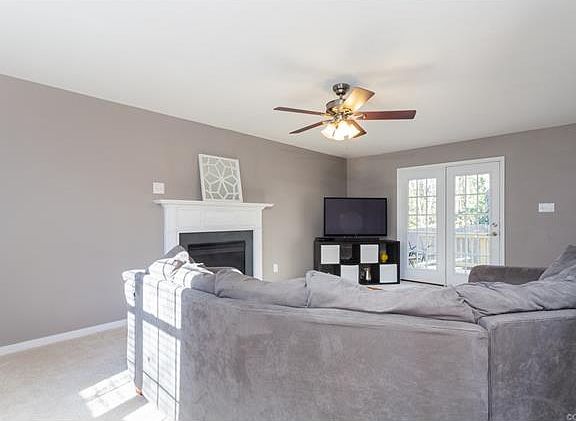 3rd image of 8244 Weathered Oak Ln