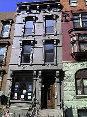 4th image of 1257 Pacific St APT 2A