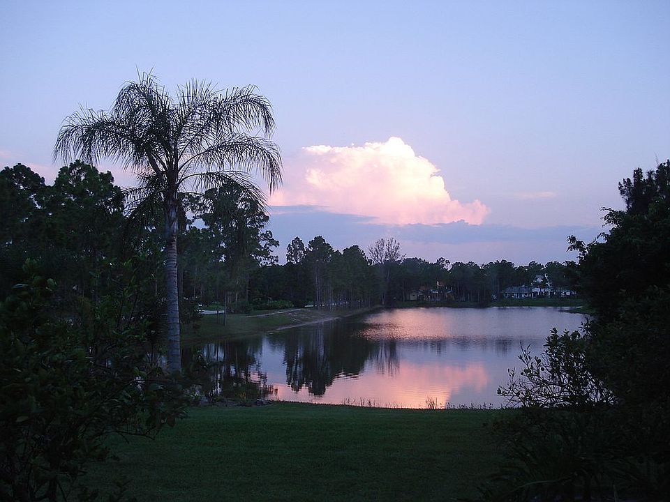 2nd image of 10087 Trailwood Cir