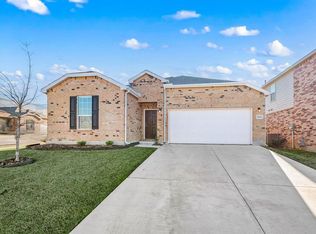 1104 Bluespire Dr, Fort Worth, TX 76131