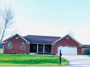 1046 Rueland Dr, Lawrenceburg, KY 40342