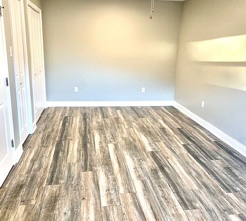 4th image of 129 Gardenia Ln