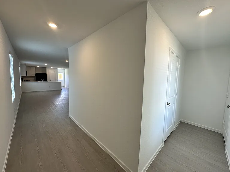 3902 Selawik St — Photo 7