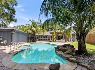4118 Long Grove Dr, Seabrook, TX 77586
