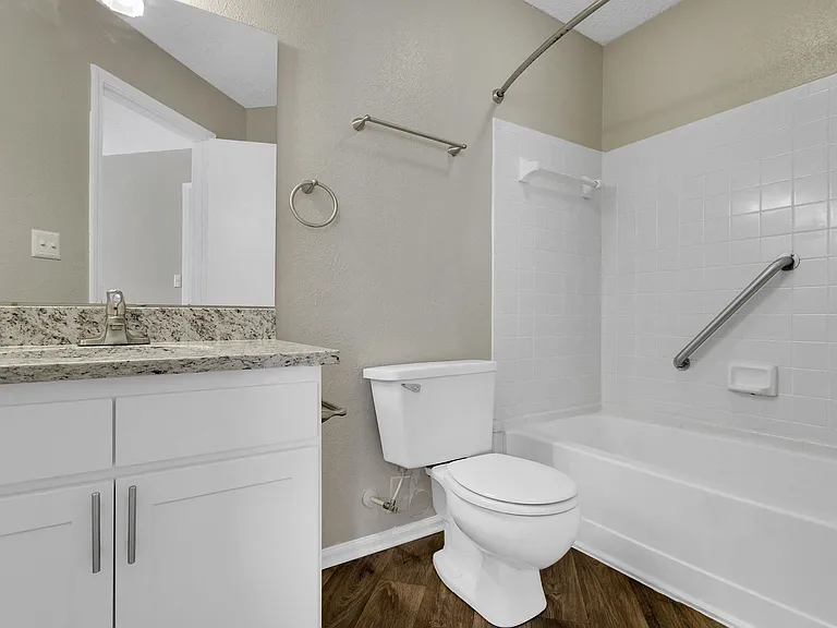 Bradford - 1 Bed / 1 Bath - 544 Sq.Ft.