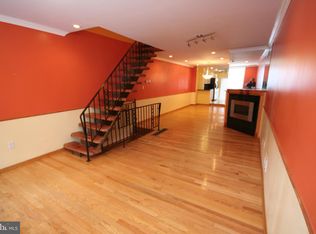 2443 Montrose St, Philadelphia, PA 19146