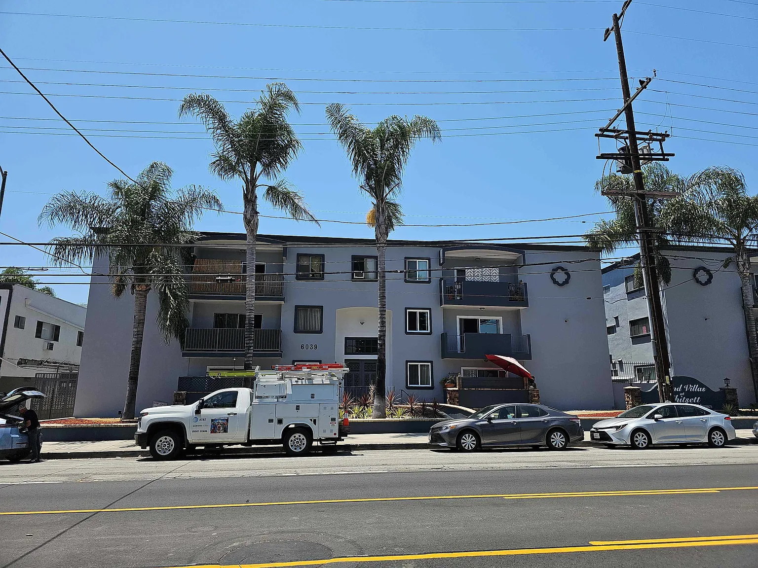 3 bed, $3,495 — Photo 1
