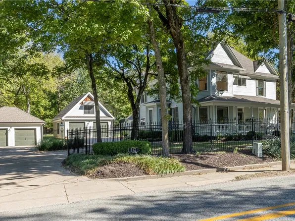 512 N Mission Blvd, Fayetteville, AR 72701